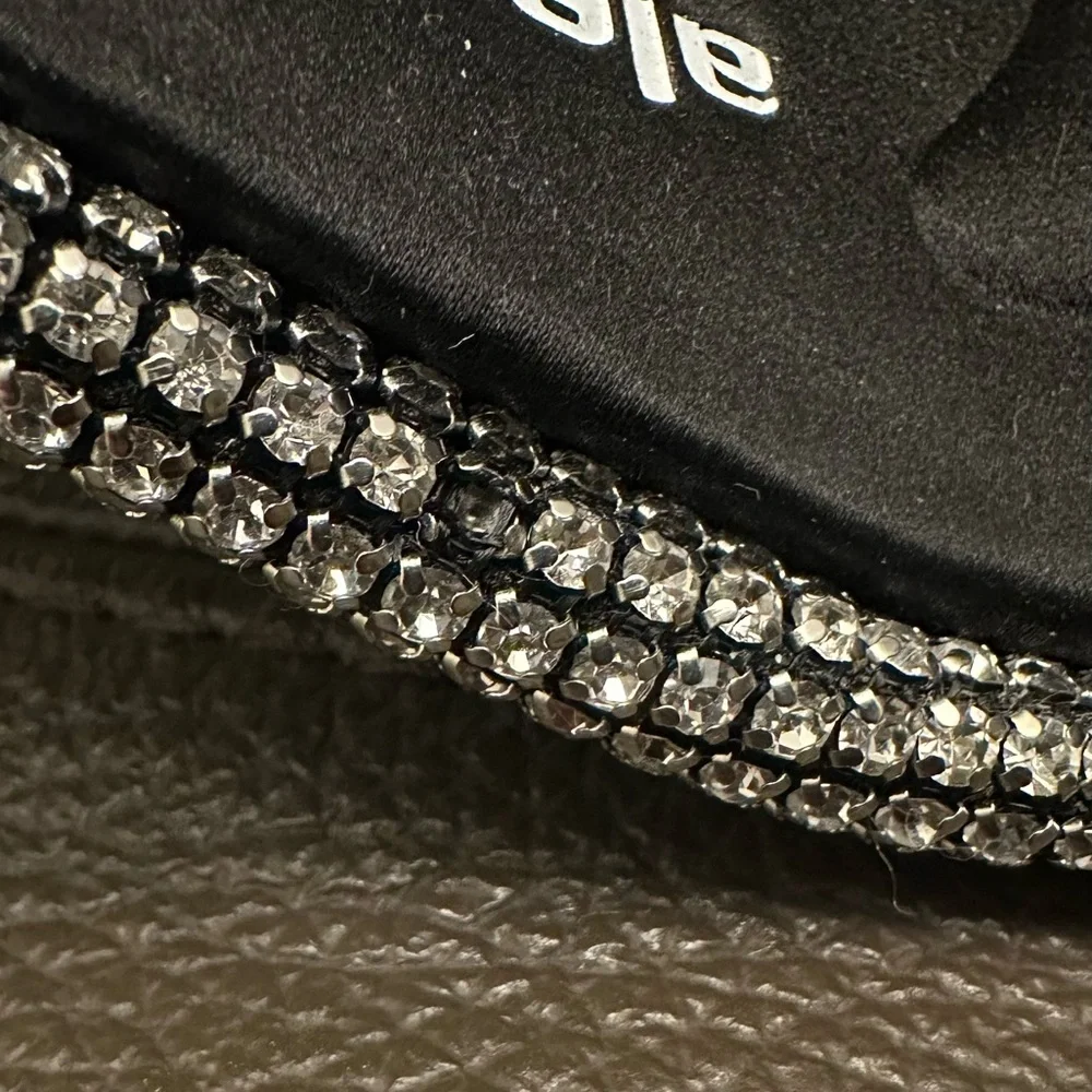 Alexander Wang
Kira 85MM Embellished PVC Black Sandals. Size 37 (7) - Picture 6 of 14